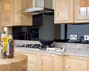 Cristal lacado negro para cubrir azulejos